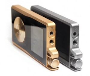 questyle-qp1r-top